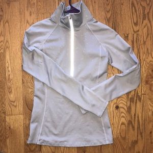 Women’s Under Armour XS Long Sleeve